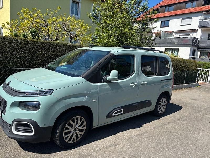Gebraucht Citroën Berlingo Feel 110 PS (80 kW) 2019 Grün Van / Kleinbus