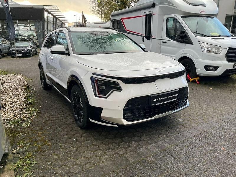 Gebraucht Kia e-Niro Inspiration 150 kW (204 PS) 2024 Weiß SUV