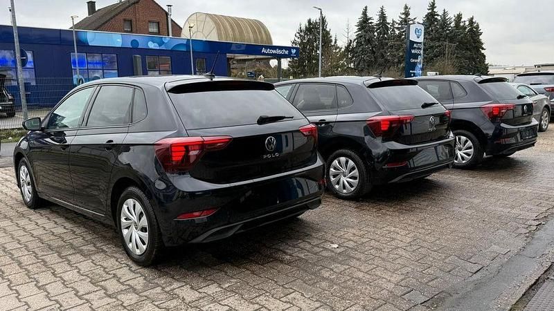 Gebraucht VW Polo Life 95 PS (69 kW) 2023 Schwarz Kleinwagen