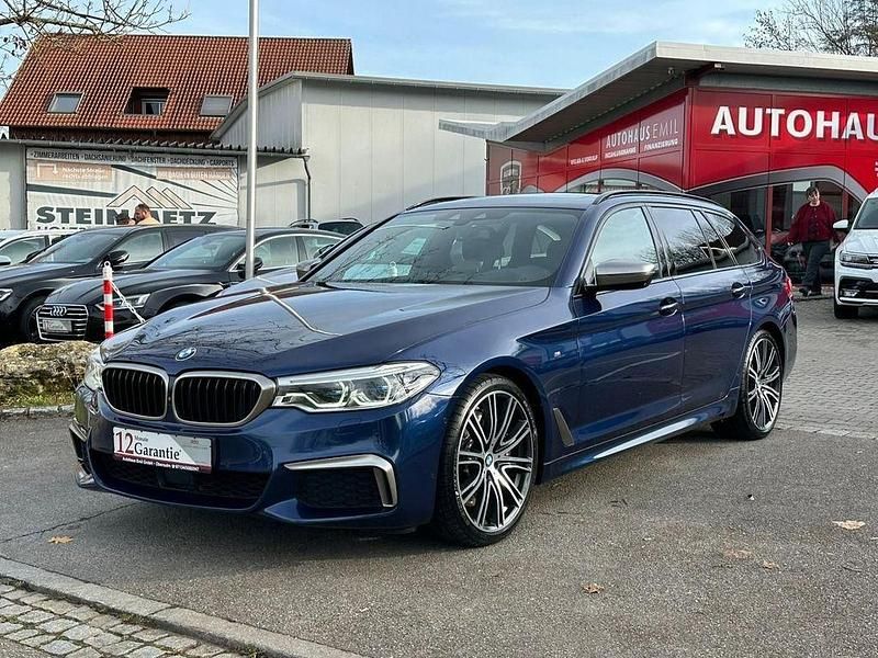Blau Gebraucht 2020 BMW M550 Performance Limousine | 43.990 € (Teuer) - Bild 1/4