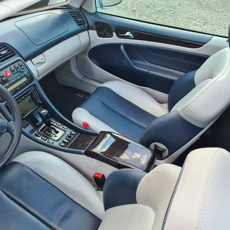 Gebraucht Mercedes CLK230 Avantgarde 197 PS (144 kW) 2001 Silber Cabrio