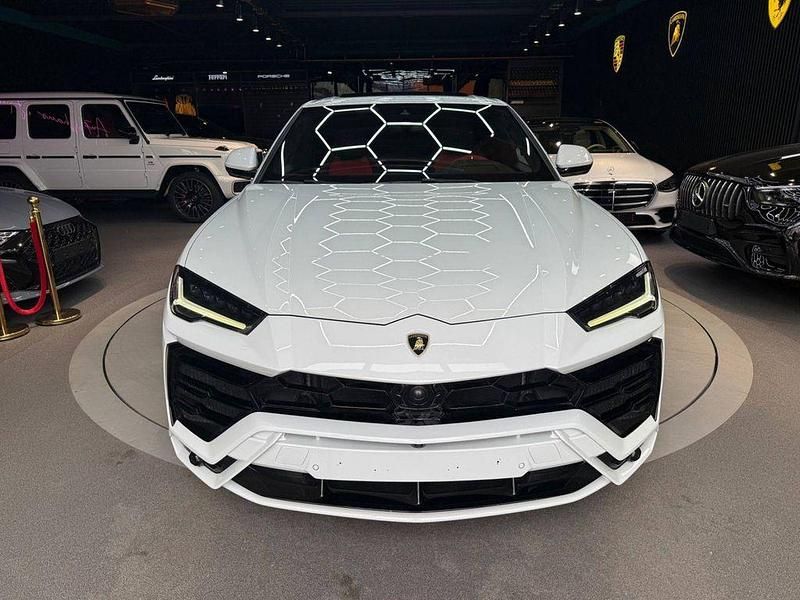 Second-hand Lamborghini Urus 650 CP (478 kW) 2019 Alb SUV