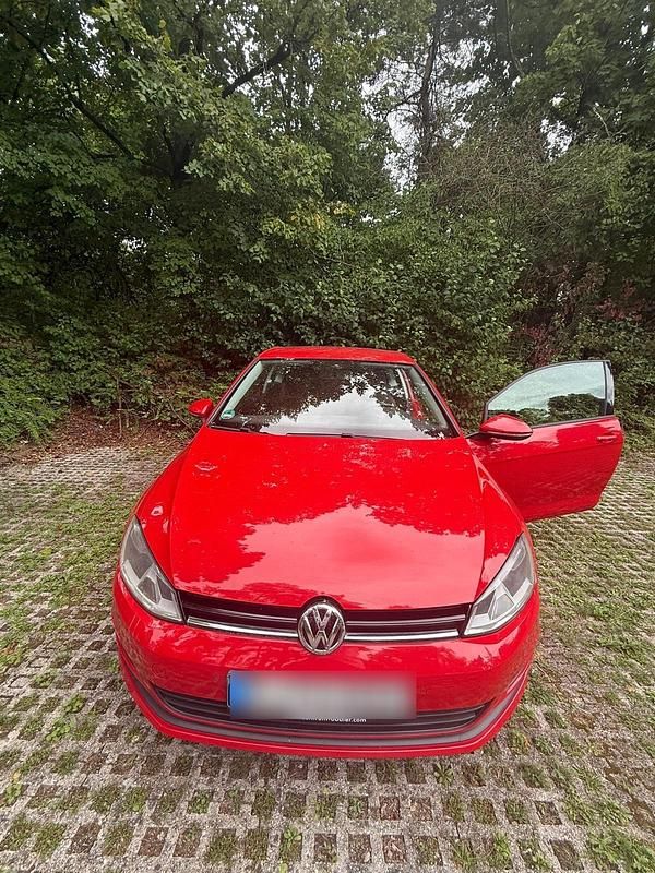 Rot Gebraucht 2013 VW Golf VII Kleinwagen | 5.000 € (Superpreis) - Bild 1/4