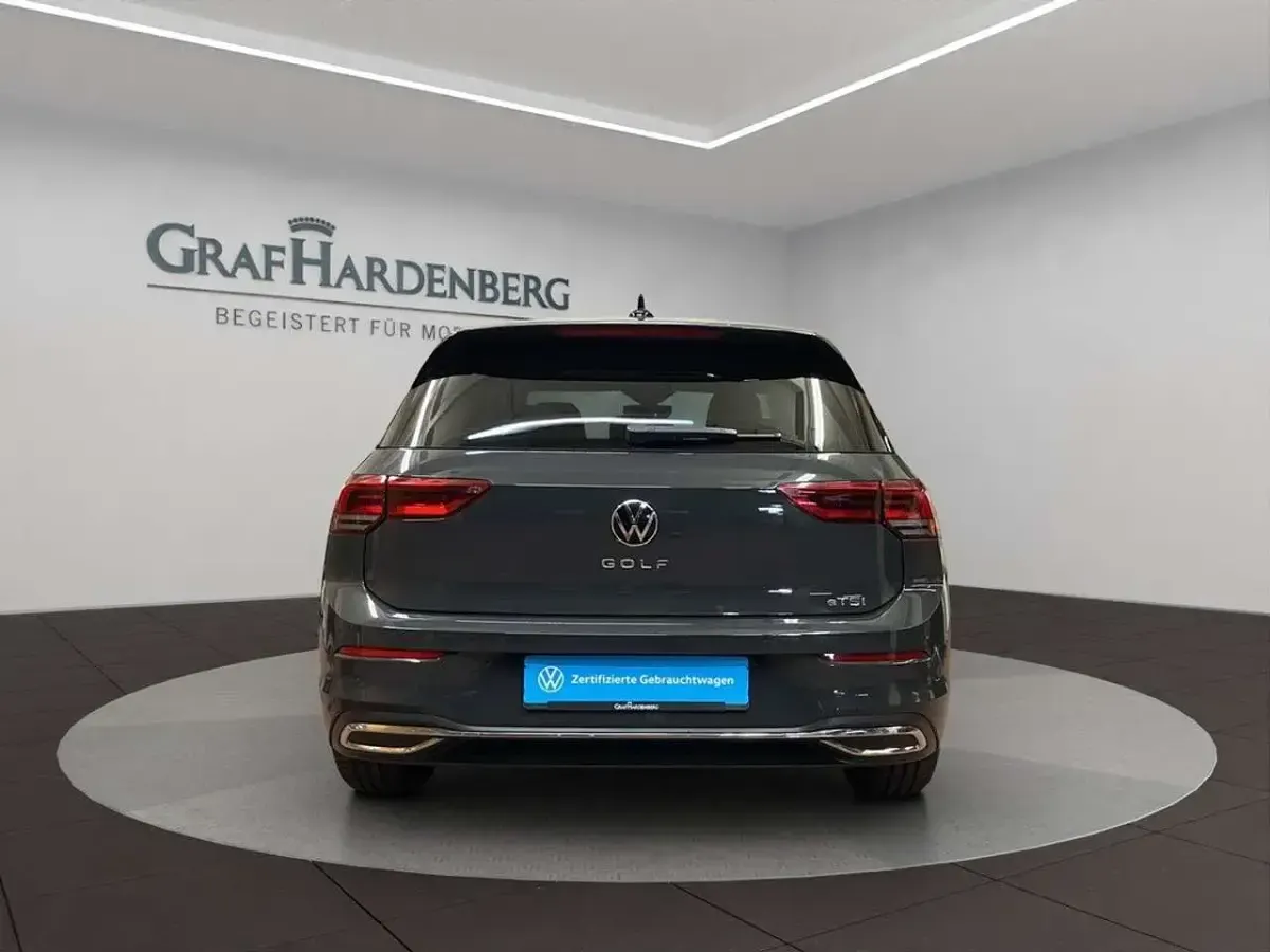 Gebraucht VW Golf VIII Move 110 PS (80 kW) 2024 Uranograu Limousine