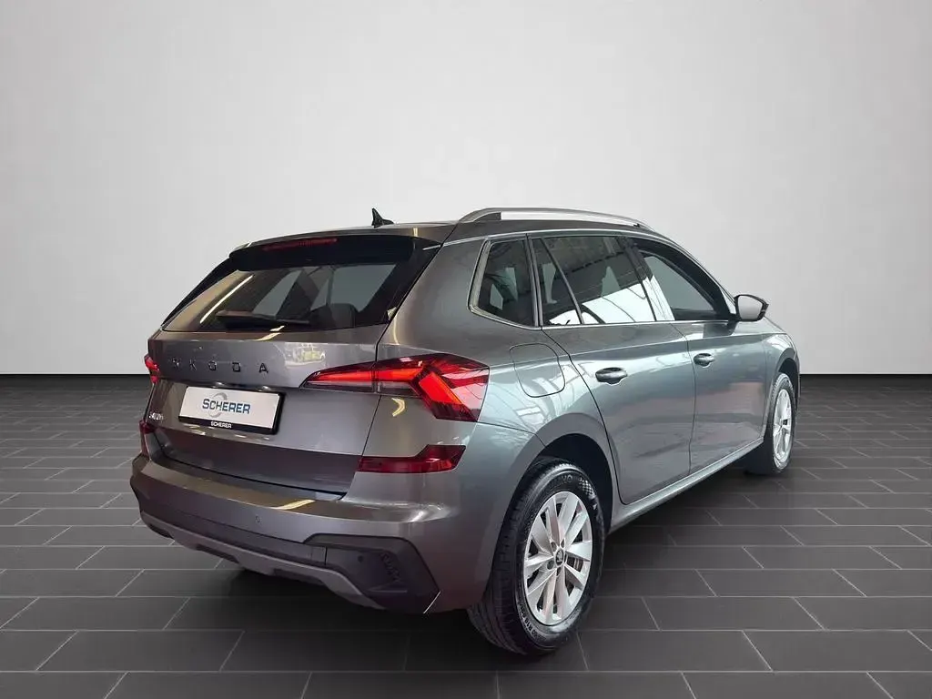 Gebraucht Skoda Kamiq Selection 116 PS (85 kW) 2025 Graphitegrau metallic (metallic) SUV