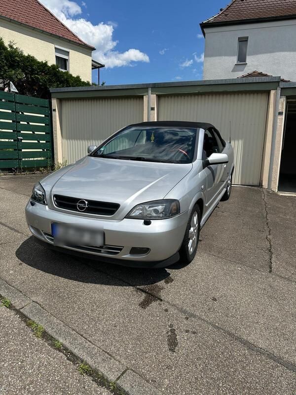 Silber Gebraucht 2002 Opel Astra Cabriolet Edition Cabrio | 2.950 € (Fairer Preis) - Bild 1/4