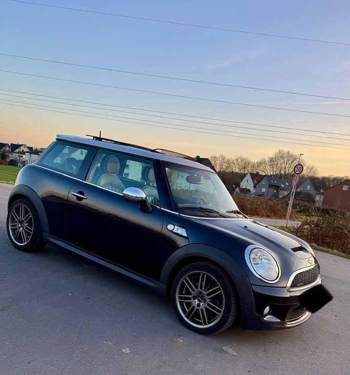 Gebraucht Mini John Cooper Works 211 PS (155 kW) 2008 Schwarz Kleinwagen