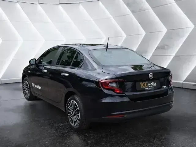 Gebraucht Fiat Tipo Urban 131 PS (96 kW) 2025 New nero (vr718/b)) (schwarz Limousine