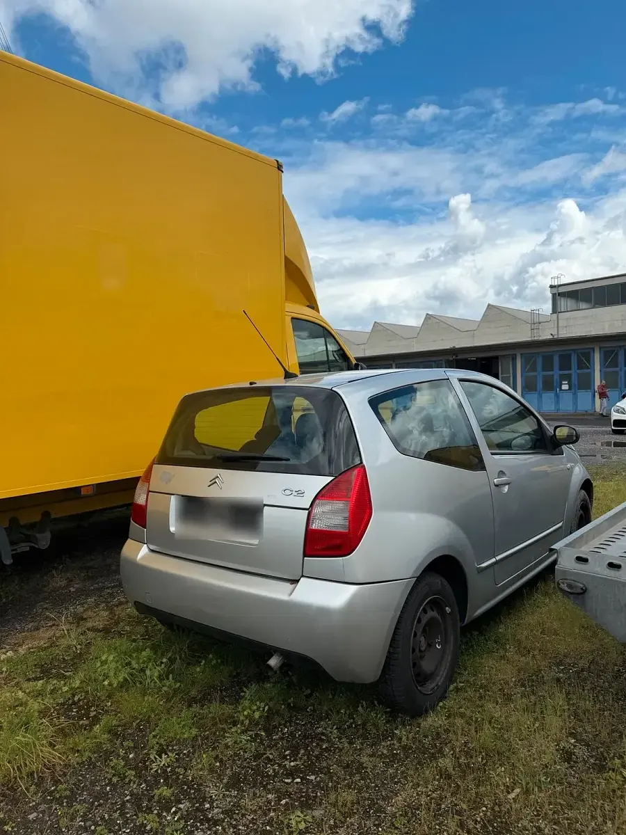 Gebraucht Citroën C2 60 PS (44 kW) 2006 Silber Kleinwagen
