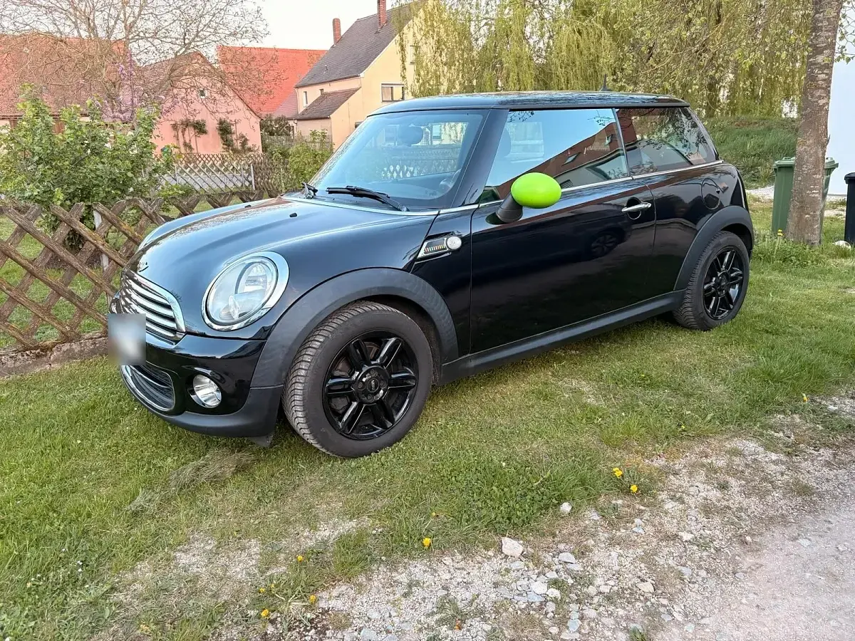 Used Mini ONE 98 HP (72 kW) 2014 Black Hatchback