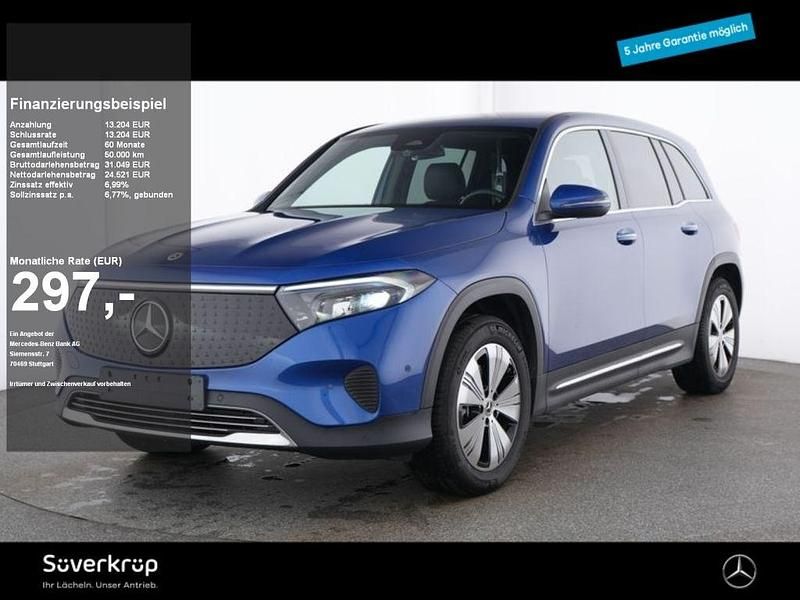 Blaulack spektralblau (metallic) Gebraucht 2024 Mercedes EQB250 SUV | 37.725 € (Etwas zu teuer) - Bild 1/2