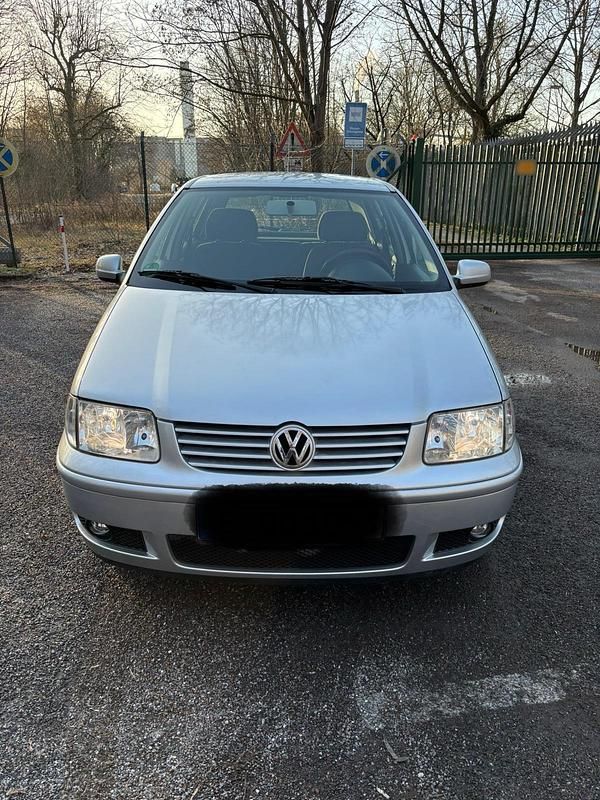 Gebraucht VW Polo 75 PS (55 kW) 2001 Silber Kleinwagen