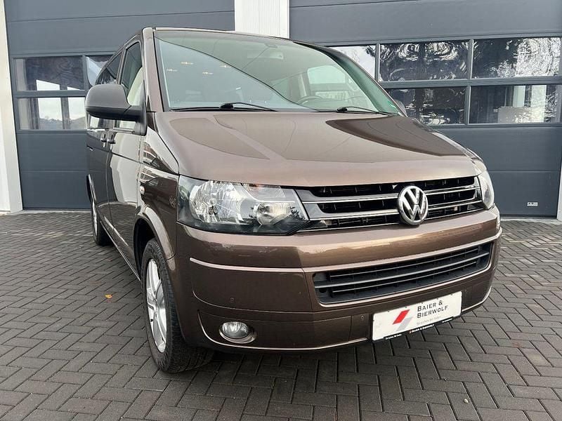 Second-hand VW T5 140 CP (102 kW) 2011 Maro Van