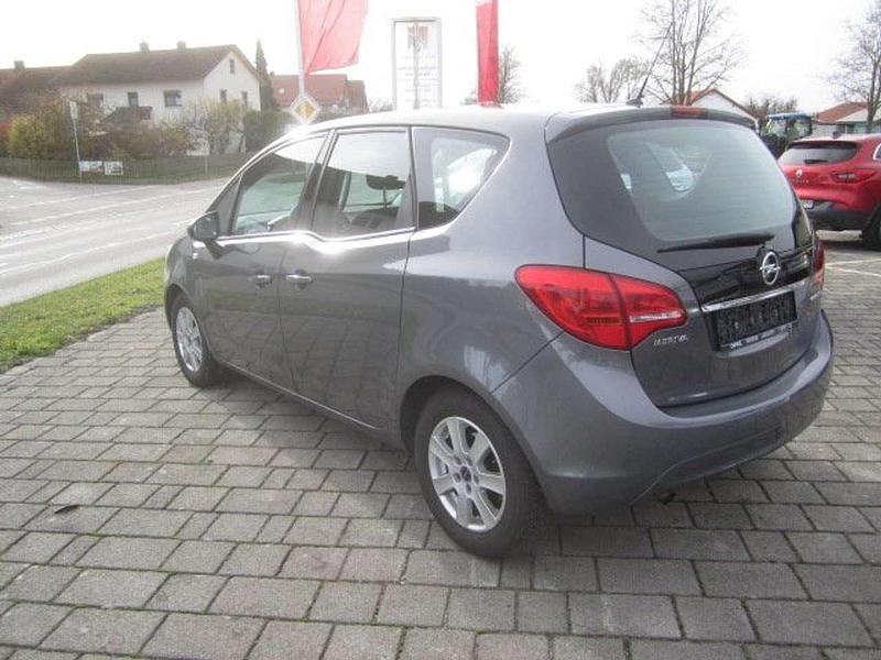 Gebraucht Opel Meriva Style 120 PS (88 kW) 2015 Karbon silber Van / Kleinbus