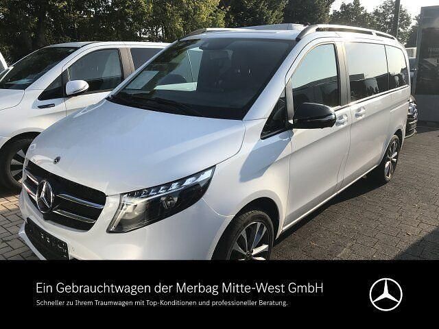 Weiß Gebraucht 2023 Mercedes V250 Van / Kleinbus | 62.900 € (Fairer Preis) - Bild 1/4