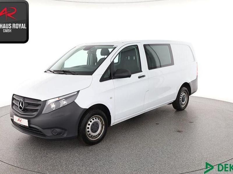 Arktikweiss Gebraucht 2019 Mercedes Vito Van / Kleinbus | 23.880 € (Fairer Preis) - Bild 1/4