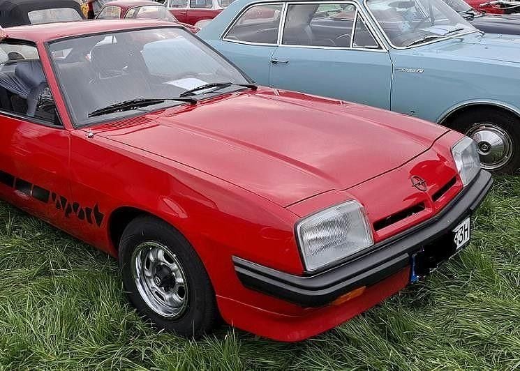 Rot Gebraucht 1982 Opel Manta Sport Coupé | 24.800 € - Bild 1/4