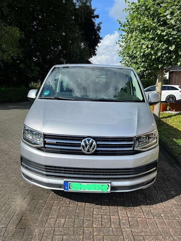 Silber Gebraucht 2015 VW T6 Highline Van | 29.900 € (Fairer Preis) - Bild 1/4