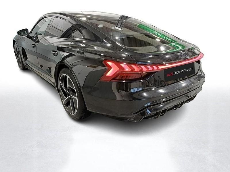 Gebraucht Audi e-tron GT quattro Comfort 350 kW (476 PS) 2022 Mythosschwarz metallic Limousine