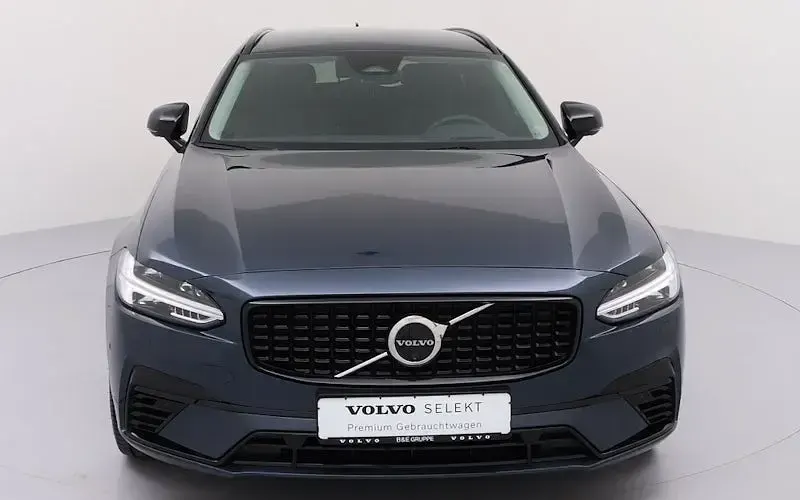 Gebraucht Volvo V90 Plus 455 PS (334 kW) 2025 Blau Kombi