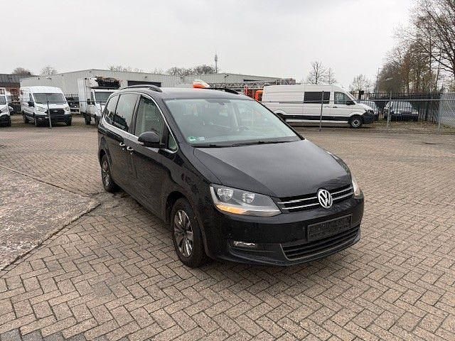 Gebraucht VW Sharan Comfortline 140 PS (102 kW) 2013 Schwarz Van / Kleinbus