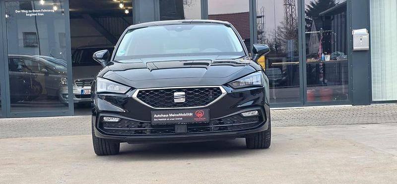 Gebraucht Seat Leon Style 150 PS (110 kW) 2025 Schwarz Limousine