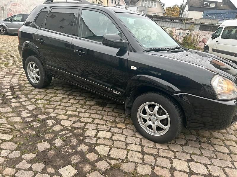 Schwarz Gebraucht 2008 Hyundai Tucson SUV | 4.850 € (Fairer Preis) - Bild 1/4