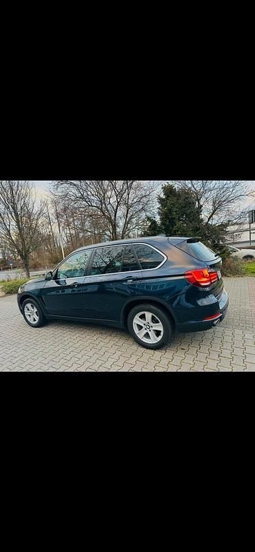 Gebraucht BMW X5 258 PS (189 kW) 2016 Blau SUV