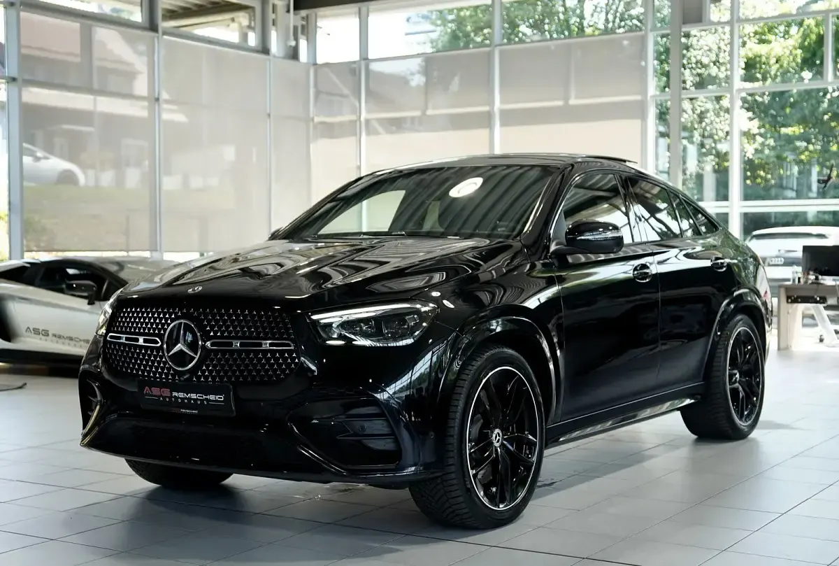 Gebraucht Mercedes GLE450 AMG 368 PS (270 kW) 2024 Schwarz SUV