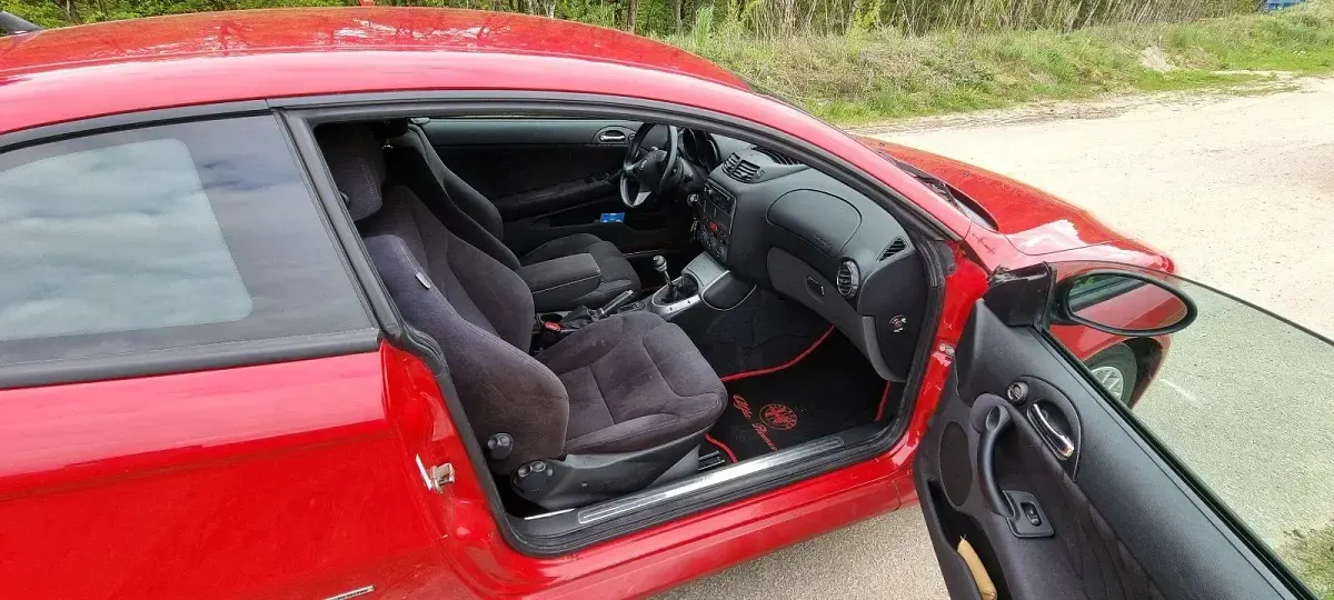 Gebraucht Alfa Romeo GT 140 PS (102 kW) 2005 Rot Coupé