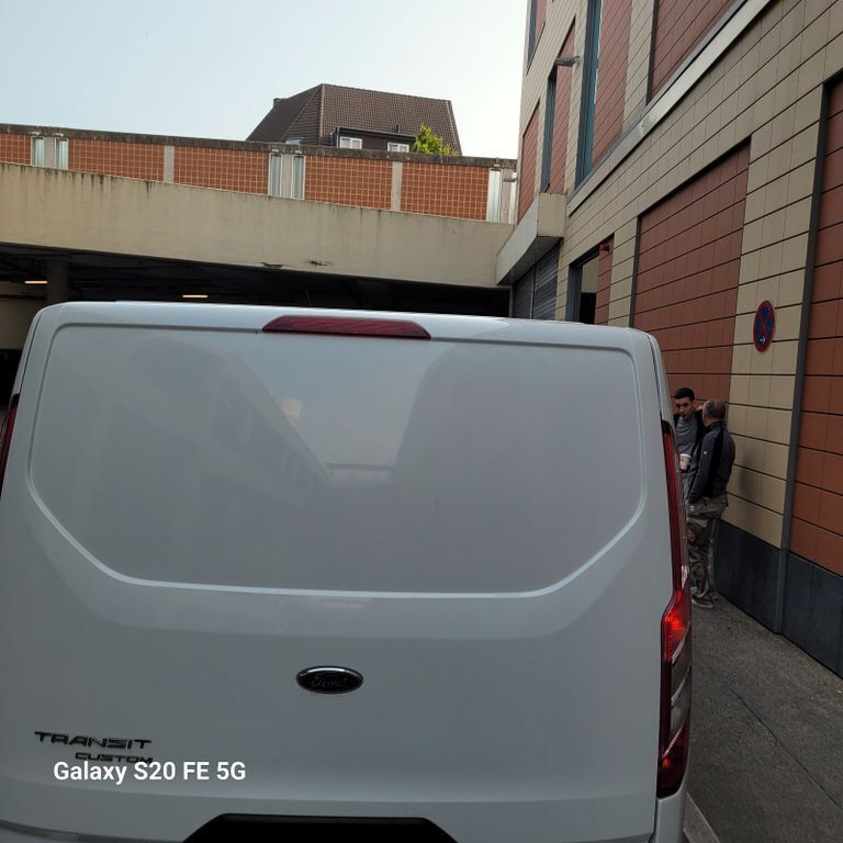 Weiß Gebraucht 2020 Ford Transit Custom Van / Kleinbus | 13.600 € (Guter Preis) - Bild 1/4