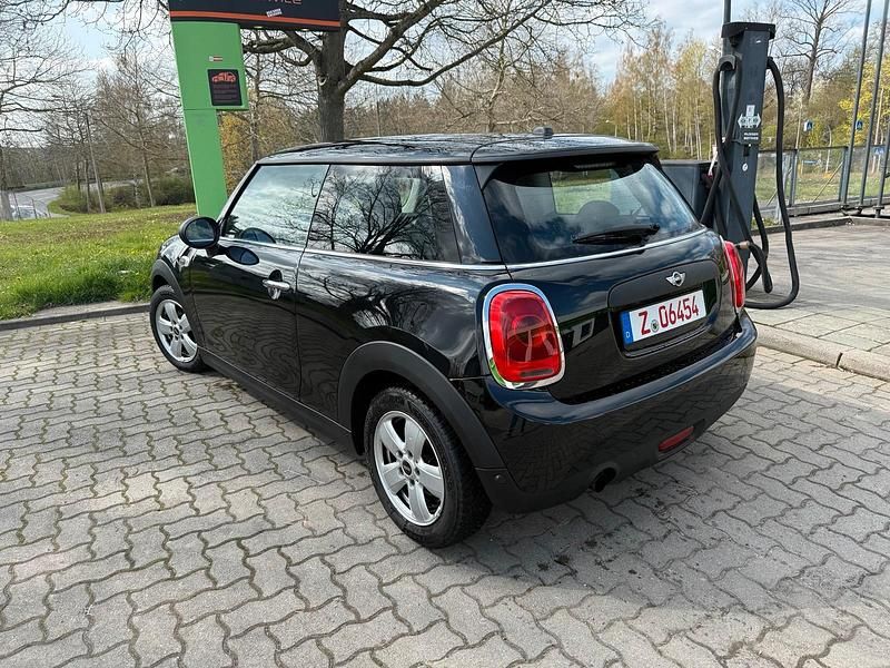 Usata Mini ONE 75 CV (55 kW) 2016 Nero Utilitaria