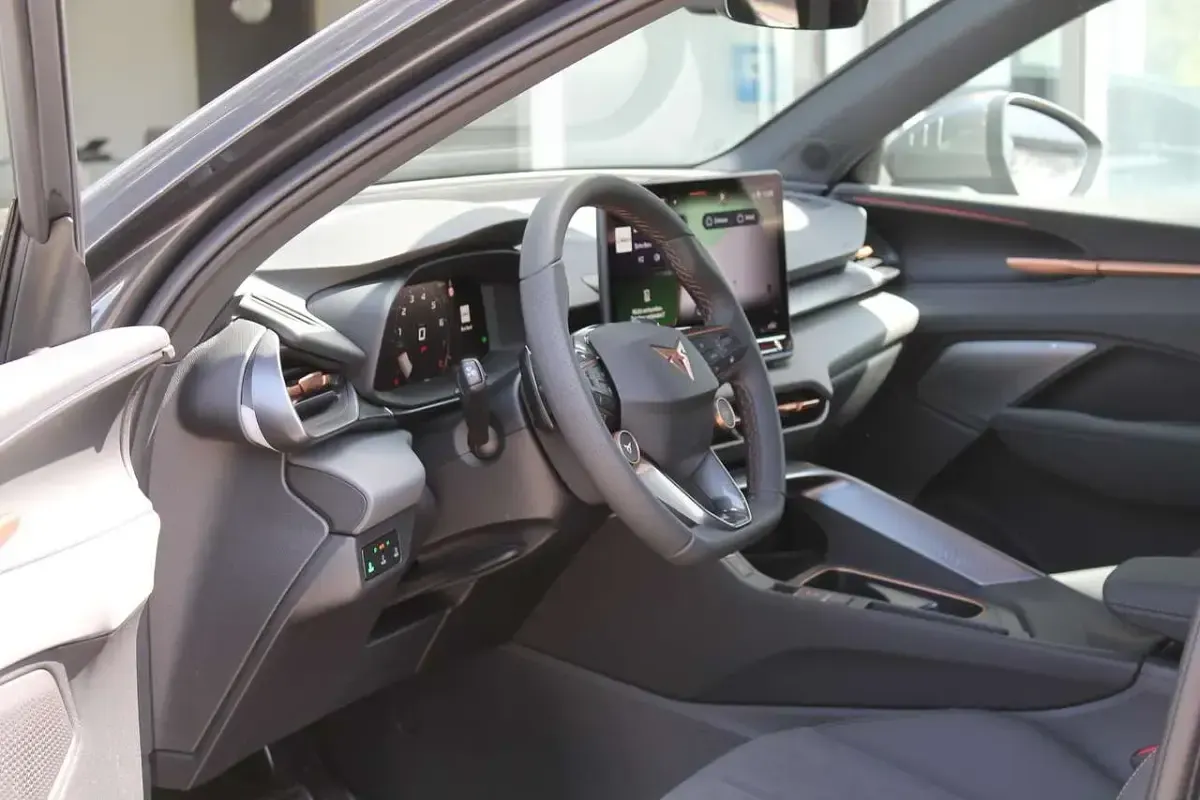 Neu Cupra Terramar Basis 150 PS (110 kW) 2026 Glacial white metallic SUV