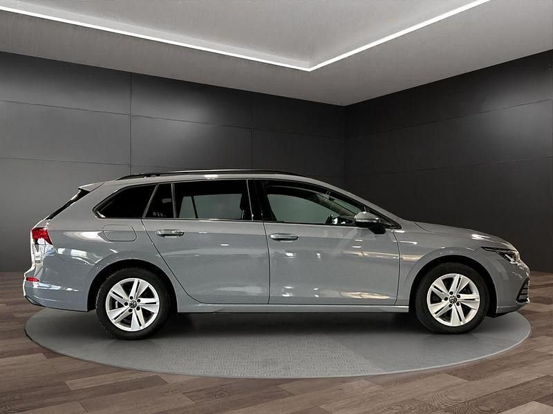 Gebraucht VW Golf VII Life 150 PS (110 kW) 2021 Grau Kleinwagen