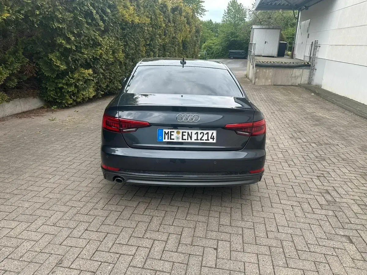 Gebraucht Audi A4 S-Line 150 PS (110 kW) 2016 Schwarz Limousine