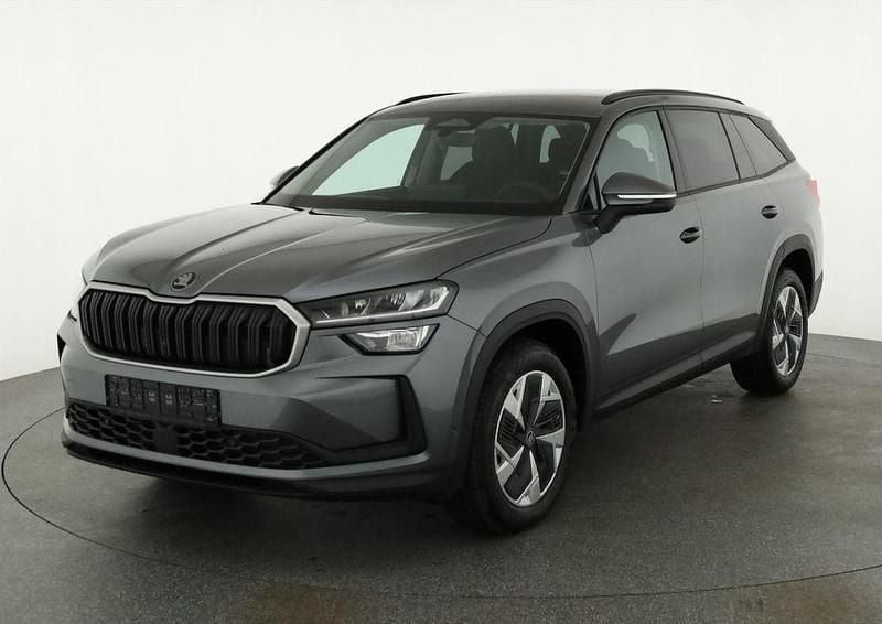Neu Skoda Kodiaq Selection 193 PS (141 kW) 2025 Gold bronze metallic SUV