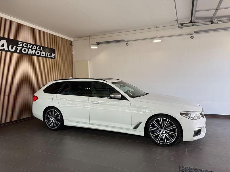 Brugt BMW M550 Performance 400 HK (294 kW) 2019 Hvid Sedan