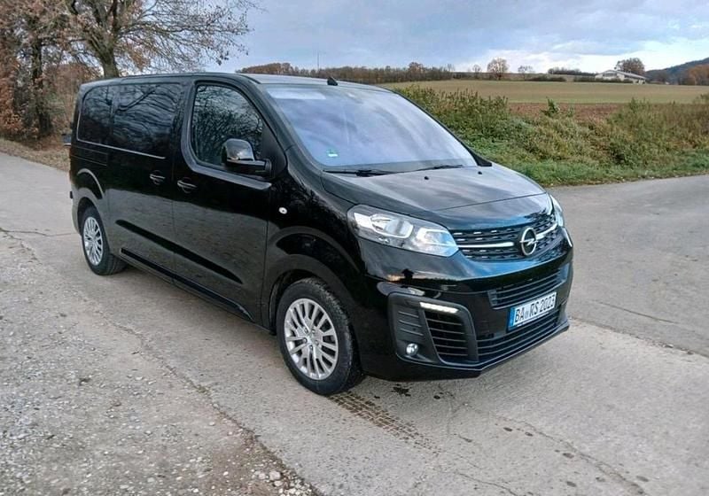 Gebraucht Opel Vivaro 144 PS (105 kW) 2024 Schwarz Van / Kleinbus
