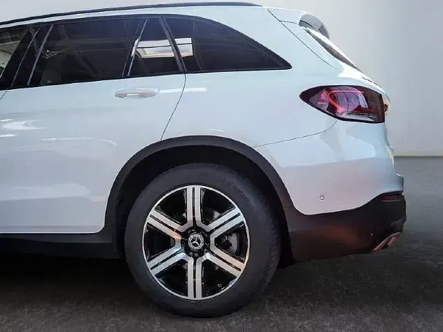 Gebraucht Mercedes GLC300de 306 PS (225 kW) 2022