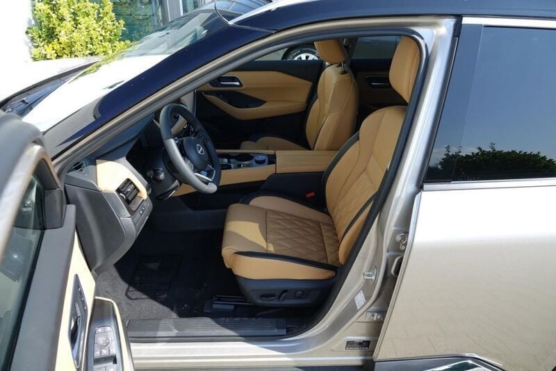 Silber Neu 2025 Nissan X-Trail Tekna+ SUV | 41.300 € (Superpreis) - Bild 1/4