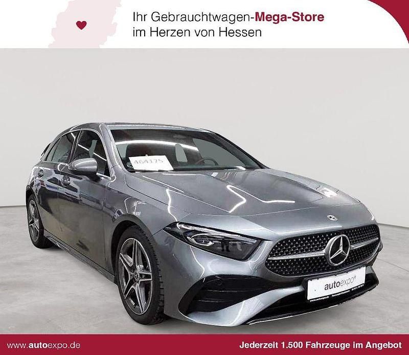 Grau Gebraucht 2024 Mercedes A200 Advanced Plus Limousine | 32.989 € (Etwas zu teuer) - Bild 1/4