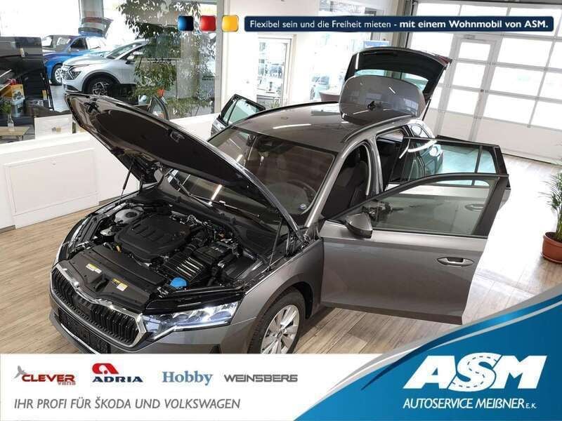 Grau Neu 2025 Skoda Octavia Joy Kombi | 32.893 € (Superpreis) - Bild 1/4