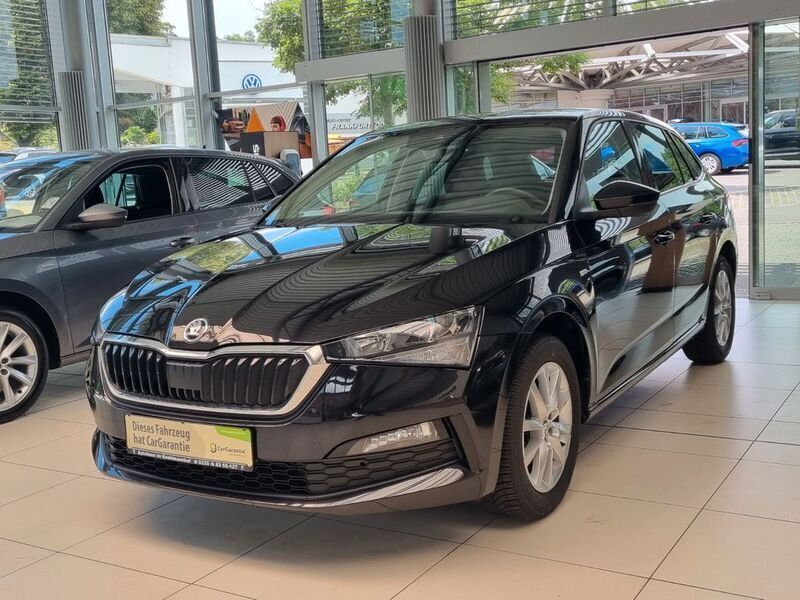 Schwarz Gebraucht 2022 Skoda Scala Tour Kleinwagen | 21.450 € (Fairer Preis) - Bild 1/4