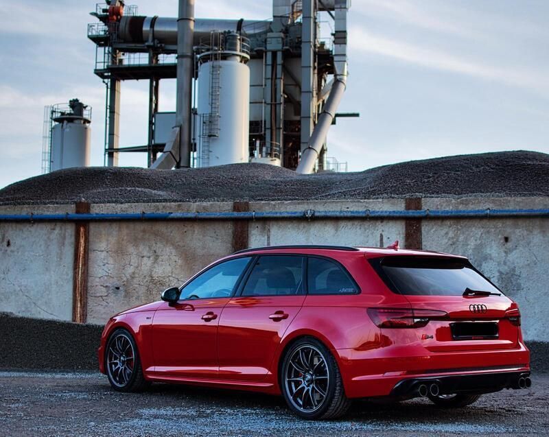 Rot Gebraucht 2018 Audi S4 Kombi | 45.500 € (Etwas zu teuer) - Bild 1/4
