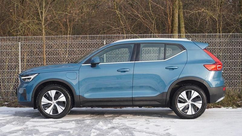 Gebraucht Volvo XC40 211 PS (155 kW) 2022 Blau SUV