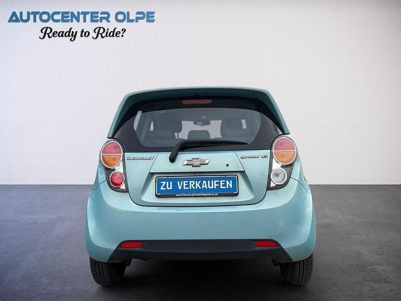 Gebraucht Chevrolet Spark 68 PS (50 kW) 2011 Grün Kleinwagen