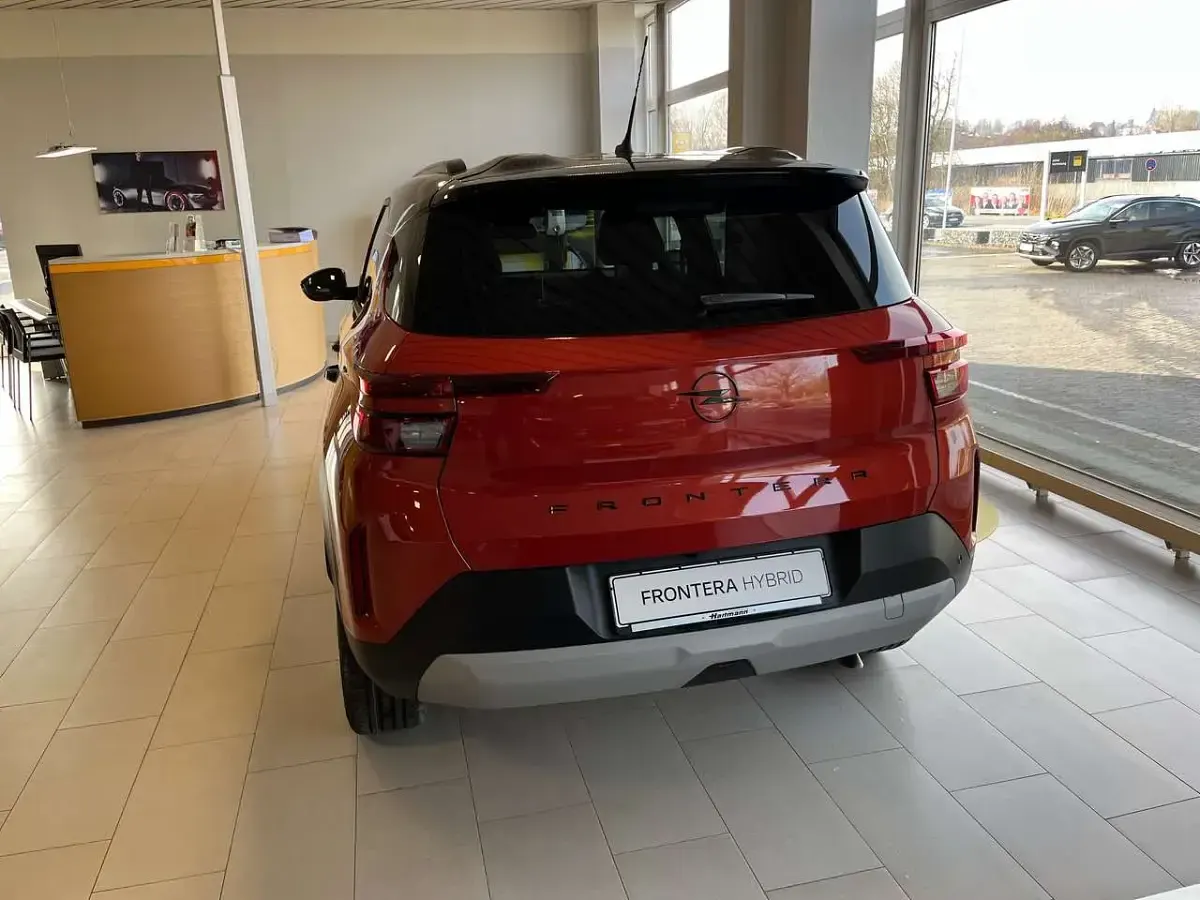 Neu Opel Frontera 101 PS (74 kW) 2026 Kanyon orange SUV
