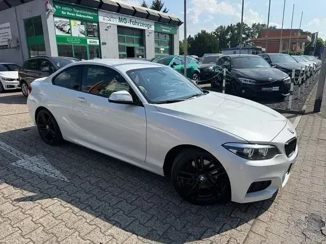 Gebraucht BMW 230 M Sport 252 PS (185 kW) 2019 Weiß Coupé