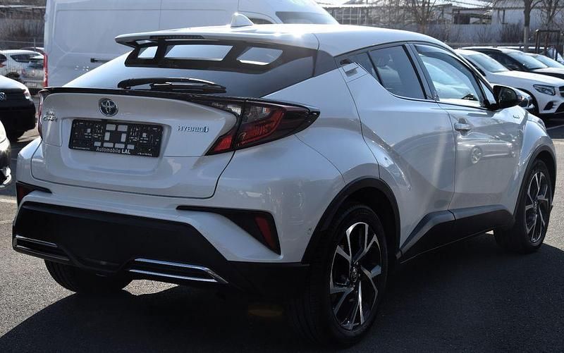 Gebraucht Toyota C-HR Team 152 PS (111 kW) 2020 Weiß SUV