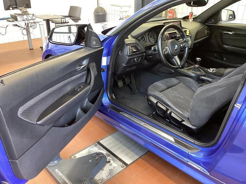 Estoril blau Gebraucht 2012 BMW 116 M Sport Kleinwagen | 13.290 € - Bild 1/4